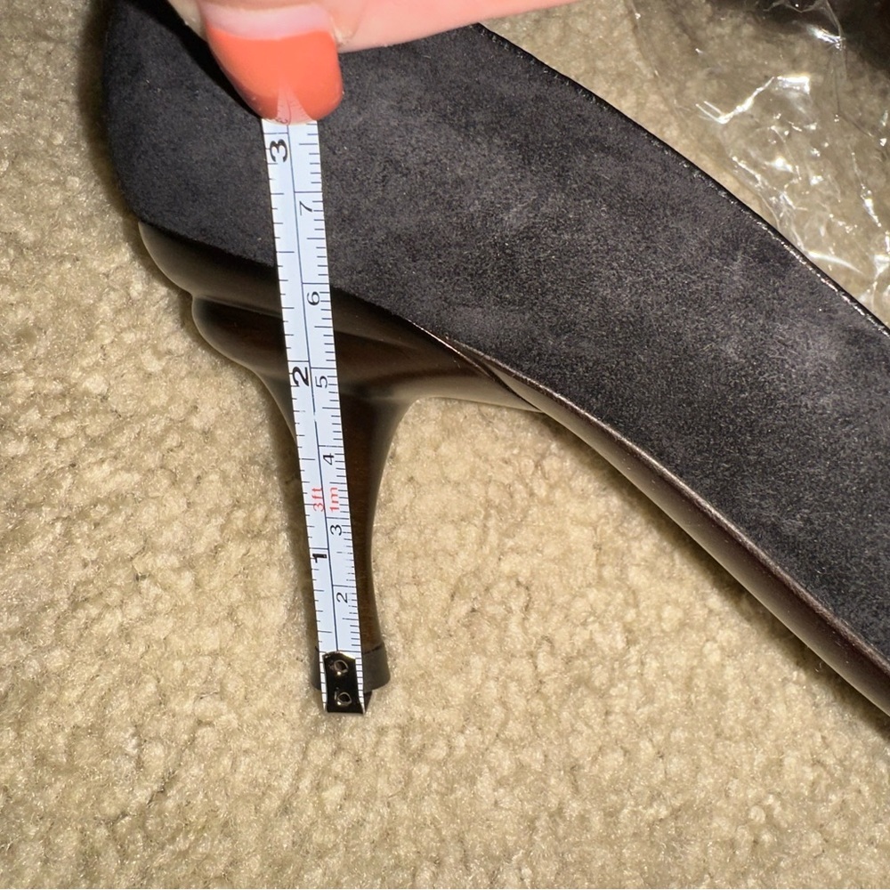 NWOT Salvatore Ferragamo Black Suede Pointed Heels 5.5 formal office designer - Picture 13 of 13
